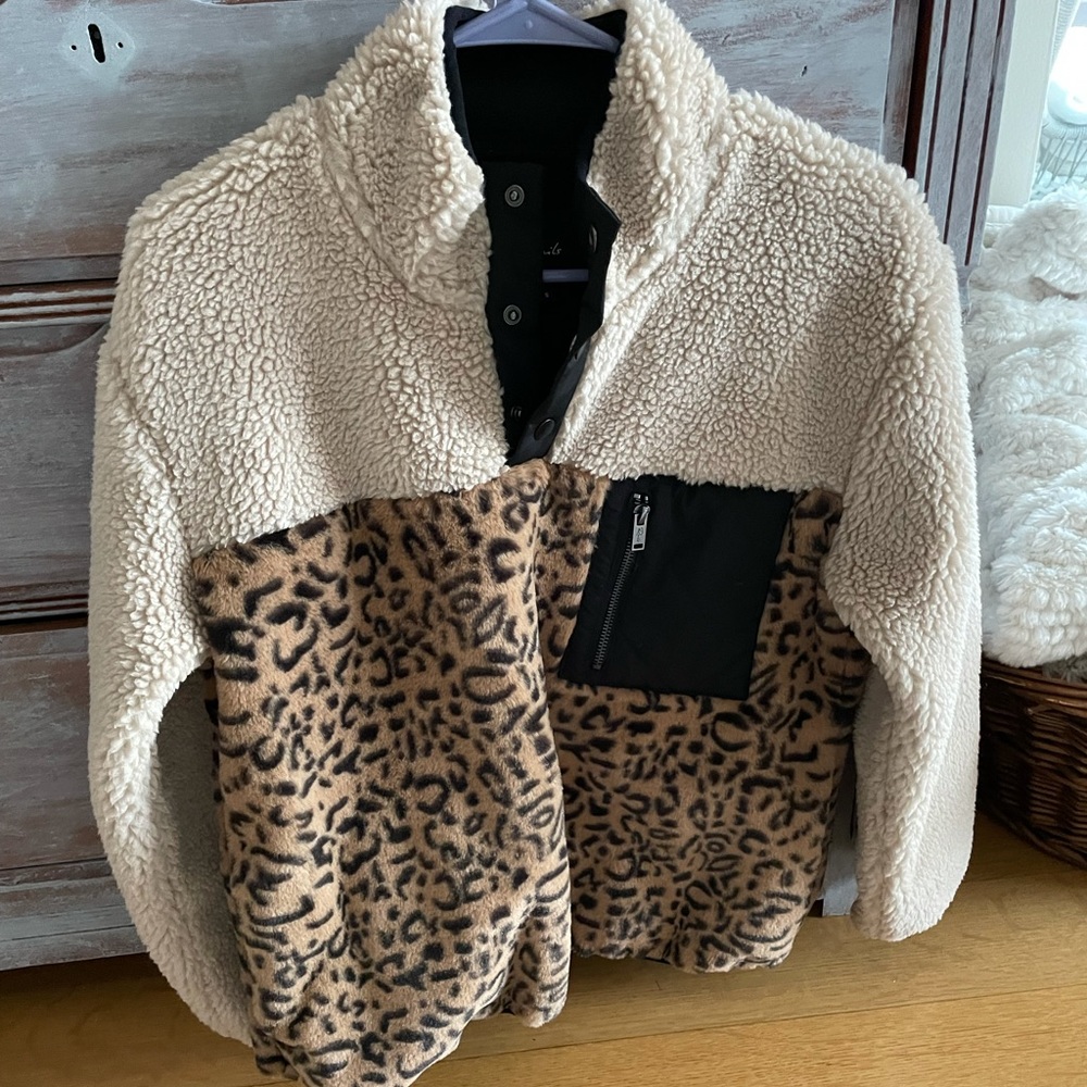 Rails Saga Leopard Print Faux Shearling Pullover size S